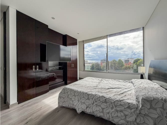 Apartaestudio en venta en Chico Norte, Bogotá, 60 m² · foto 10 de 14