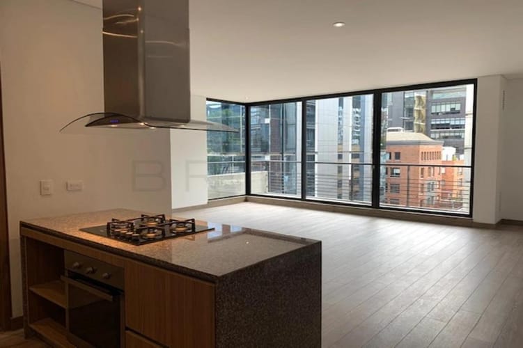 Apartamento de 1 alcoba en venta en Chico, Bogotá, 75 m² · foto 5 de 8