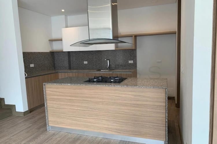 Apartamento de 1 alcoba en venta en Chico, Bogotá, 75 m² · foto 7 de 8