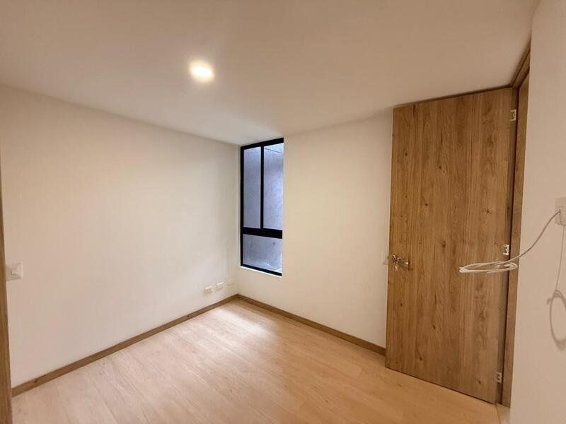 Apartamento de 2 alcobas en arriendo en Chipre, Rionegro, 82 m² · foto 6 de 14