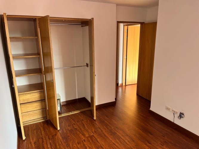 Apartamento de 2 alcobas en arriendo en Chico Norte, Bogotá, 70 m² · foto 3 de 16