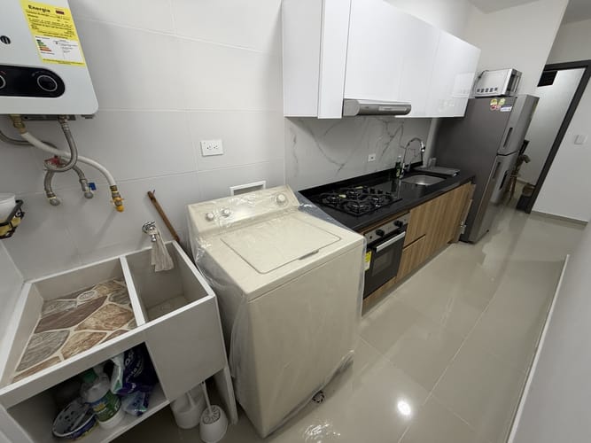 Apartamento de 2 alcobas en venta en Lagos Del Cacique, Bucaramanga, 51 m² · foto 3 de 17