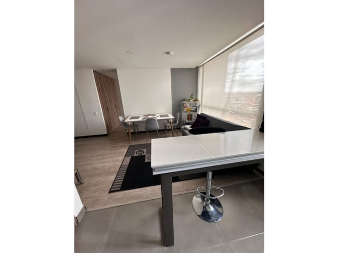Apartaestudio en venta en Chapinero, Bogotá, 46 m² · foto 2 de 10