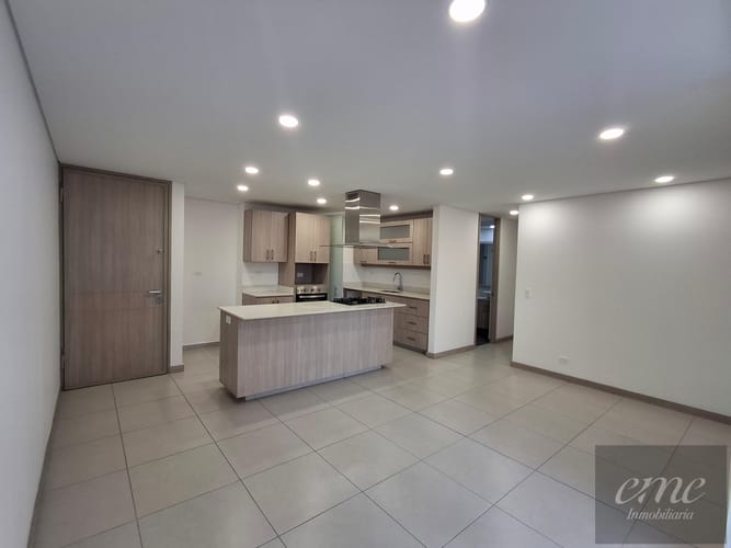 Apartamento de 3 alcobas en arriendo en Lagos De La Doctora, Sabaneta, 105 m² · foto 1 de 24