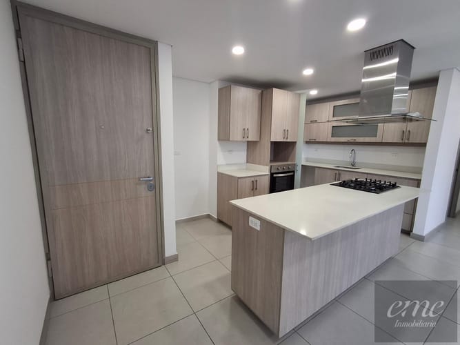 Apartamento de 3 alcobas en arriendo en Lagos De La Doctora, Sabaneta, 105 m² · foto 3 de 24