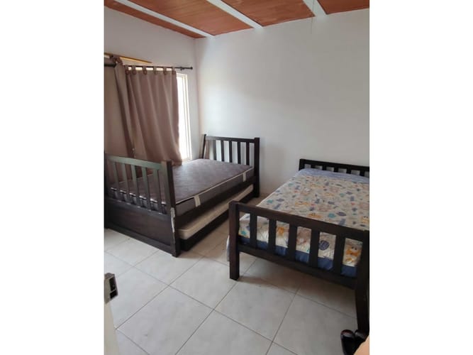Casa de 5 alcobas en venta en Republica De Israel, Cali, 215 m² · foto 7 de 24