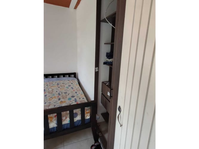Casa de 5 alcobas en venta en Republica De Israel, Cali, 215 m² · foto 8 de 24