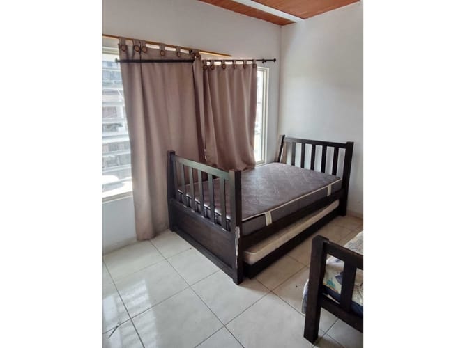 Casa de 5 alcobas en venta en Republica De Israel, Cali, 215 m² · foto 9 de 24