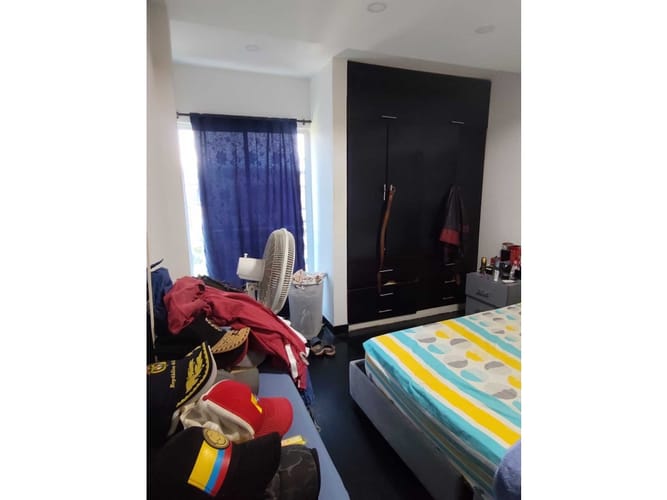 Casa de 5 alcobas en venta en Republica De Israel, Cali, 215 m² · foto 18 de 24
