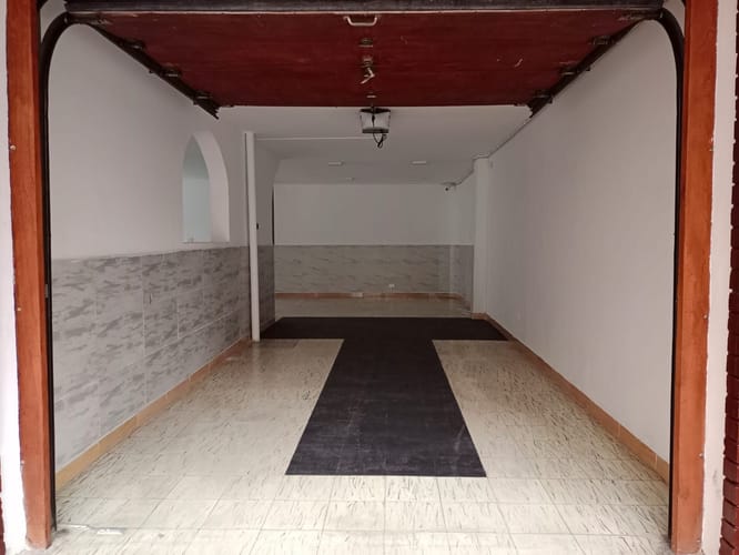 Casa de 4 alcobas en arriendo en Laureles, Medellín, 270 m² · foto 9 de 13