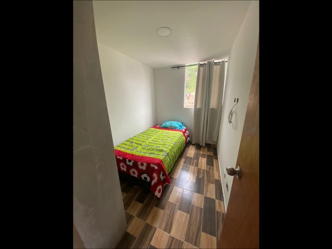 Apartamento de 2 alcobas en venta en La Gabriela, Bello, 40 m² · foto 9 de 13
