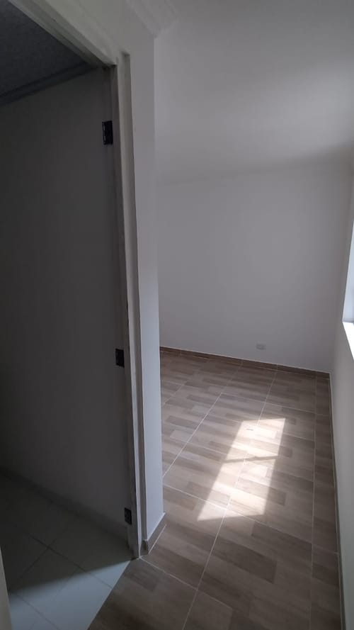 Apartamento de 2 alcobas en arriendo en El Guabito, Cali, 64 m² · foto 10 de 13