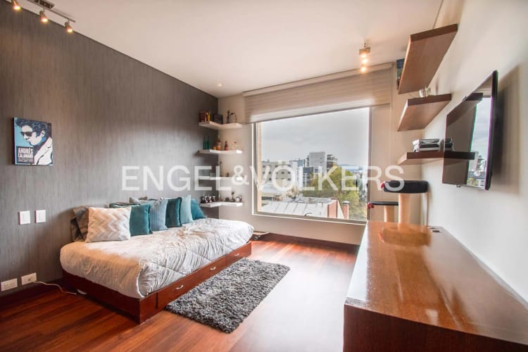 Apartamento de 3 alcobas en venta en La Cabrera, Bogotá, 328 m² · foto 15 de 24