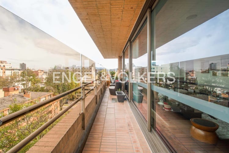 Apartamento de 3 alcobas en venta en La Cabrera, Bogotá, 328 m² · foto 10 de 24