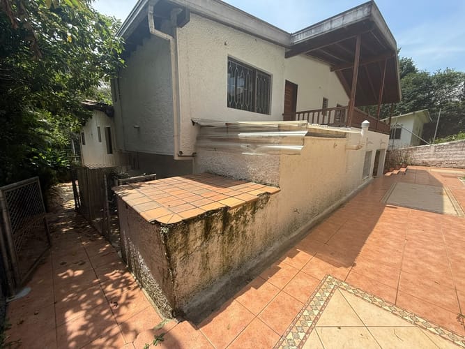 Casa de 8 alcobas en arriendo en Las Lomas, Medellín, 400 m² · foto 21 de 24