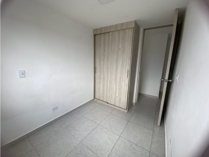 Apartamento de 3 alcobas en venta en 19 De Abril, Itagüí, 55 m² · foto 6 de 10