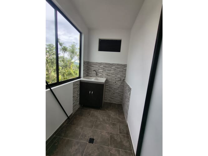 Apartamento de 3 alcobas en arriendo en Las Palmas, Envigado, 115 m² · foto 10 de 12
