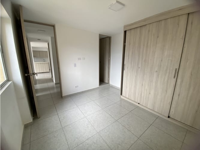 Apartamento de 3 alcobas en venta en 19 De Abril, Itagüí, 55 m² · foto 9 de 10