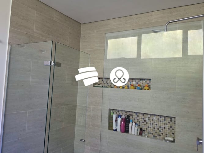 Casa de 3 alcobas en venta en Zuñiga, Envigado, 314 m² · foto 9 de 10