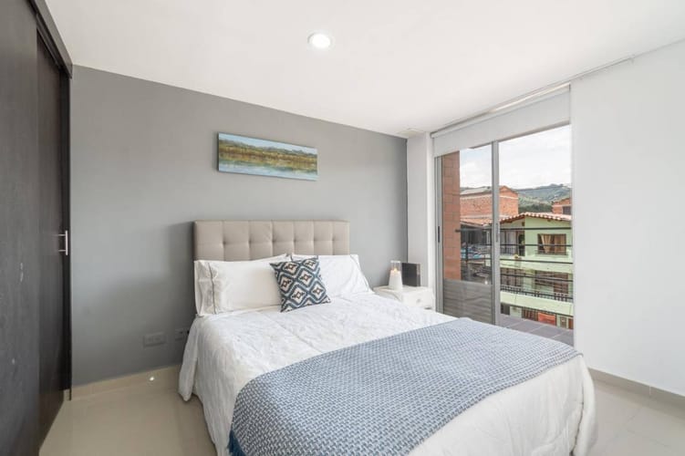 Apartamento en arriendo en Cristo Rey, Medellín, 31 m² · foto 2 de 6