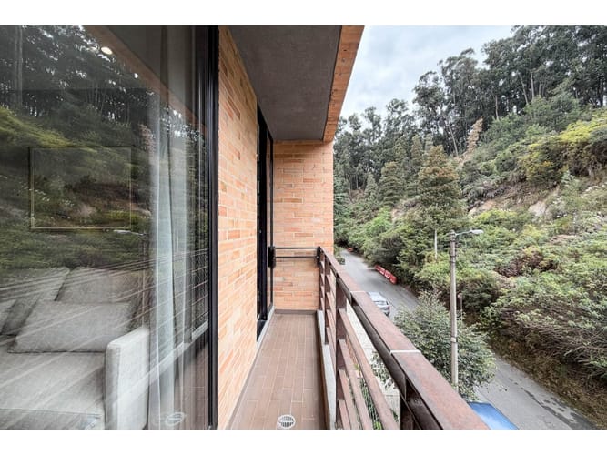 Apartamento de 2 alcobas en venta en El Castillo Chapinero, Bogotá, 96 m² · foto 2 de 24