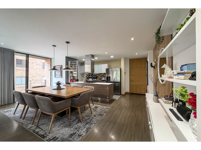 Apartamento de 2 alcobas en venta en El Castillo Chapinero, Bogotá, 96 m² · foto 9 de 24