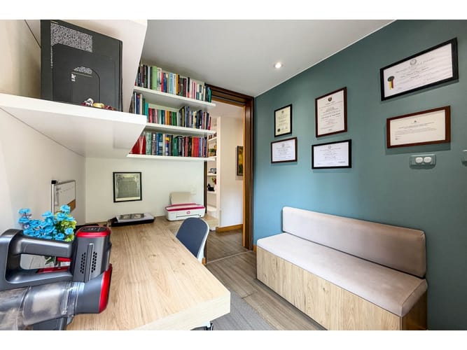 Apartamento de 2 alcobas en venta en El Castillo Chapinero, Bogotá, 96 m² · foto 15 de 24