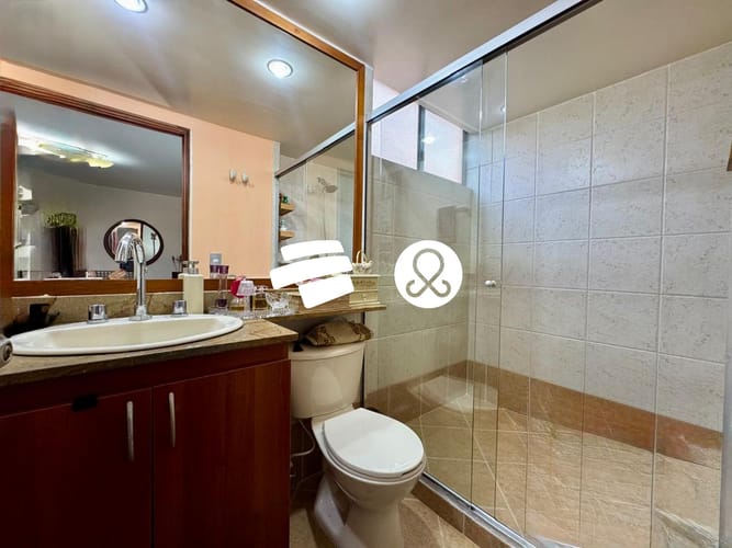 Apartamento de 4 alcobas en venta en El Poblado, Medellín, 123 m² · foto 17 de 23