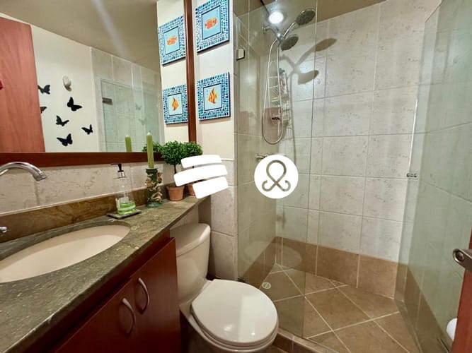 Apartamento de 4 alcobas en venta en El Poblado, Medellín, 123 m² · foto 21 de 23