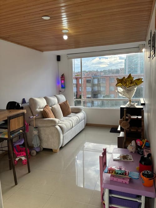 Apartamento de 3 alcobas en venta en Colina Campestre, Bogotá, 49 m² · foto 10 de 16