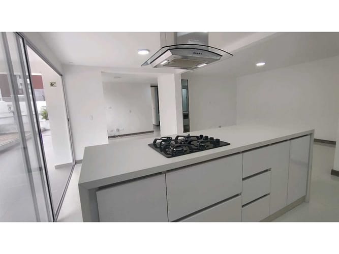 Apartamento de 2 alcobas en arriendo en San Jose, Itagüí, 80 m² · foto 5 de 24