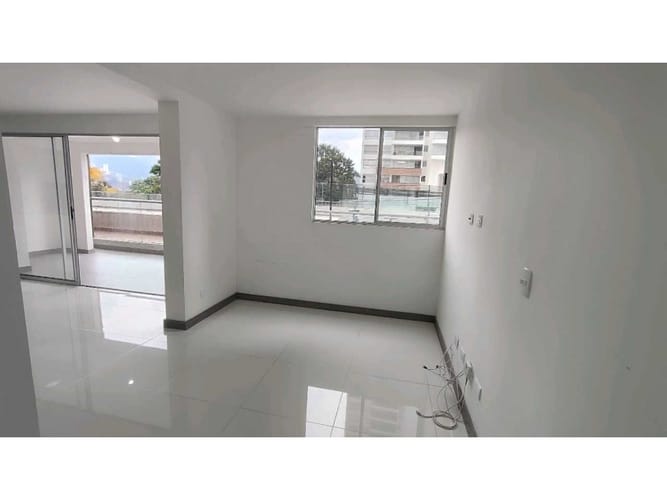Apartamento de 2 alcobas en arriendo en San Jose, Itagüí, 80 m² · foto 8 de 24