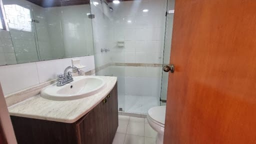 Apartamento de 1 alcoba en arriendo en Milla De Oro, Medellín, 60 m² · foto 5 de 12