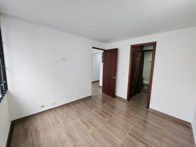 Apartamento de 4 alcobas en arriendo en Cedritos, Bogotá, 98 m² · foto 18 de 22