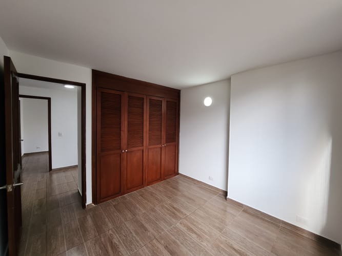 Apartamento de 4 alcobas en arriendo en Cedritos, Bogotá, 98 m² · foto 12 de 22