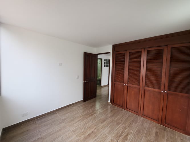 Apartamento de 4 alcobas en arriendo en Cedritos, Bogotá, 98 m² · foto 11 de 22