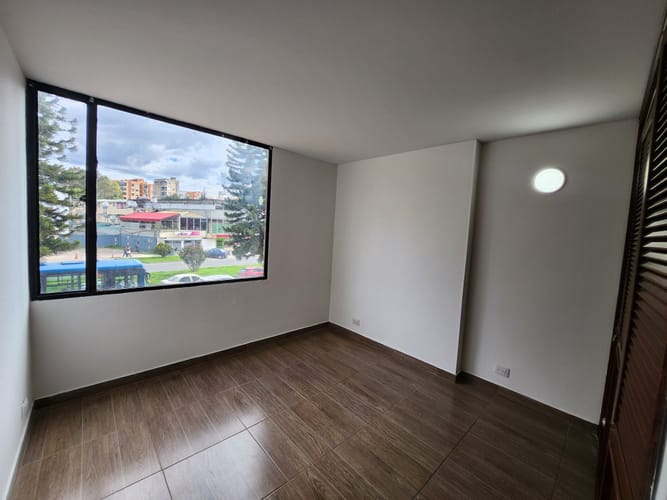 Apartamento de 4 alcobas en arriendo en Cedritos, Bogotá, 98 m² · foto 15 de 22