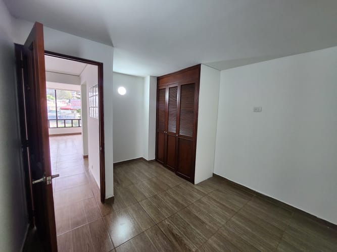 Apartamento de 4 alcobas en arriendo en Cedritos, Bogotá, 98 m² · foto 9 de 22
