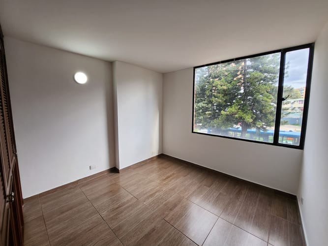 Apartamento de 4 alcobas en arriendo en Cedritos, Bogotá, 98 m² · foto 14 de 22
