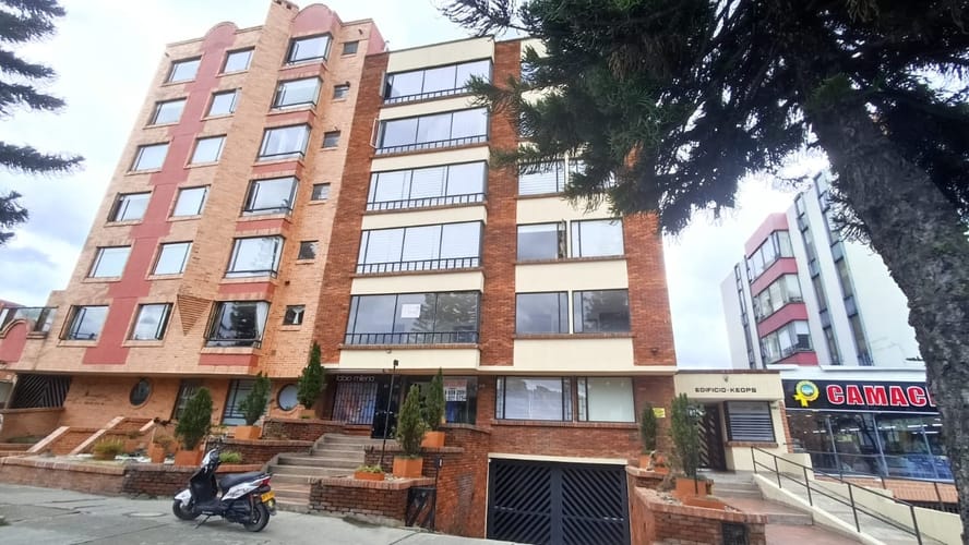 Apartamento de 4 alcobas en arriendo en Cedritos, Bogotá, 98 m² · foto 1 de 22