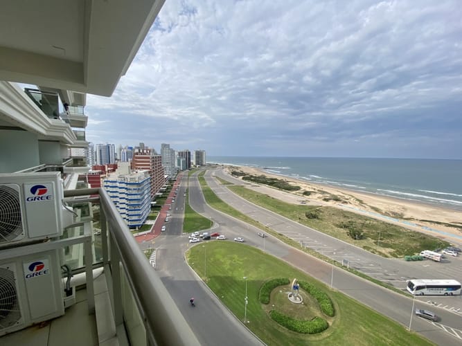 ALQUILER APARTAMENTO 3 DORMITORIOS Y DEPENDENCIA - IMPERIALE I · Foto 1