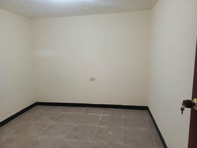 Casa de 4 alcobas en venta en Bosa, Bogotá, 108 m² · foto 4 de 24
