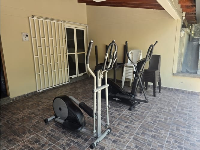 Apartamento de 2 alcobas en venta en Loma De Los Bernal, Medellín, 60 m² · foto 18 de 20