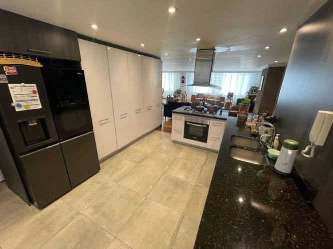 Apartamento de 3 alcobas en venta en Chico Norte, Bogotá, 203 m² · foto 20 de 20