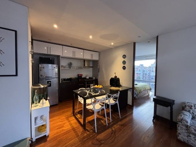 Apartamento de 2 alcobas en arriendo en Chico Norte, Bogotá, 68 m² · foto 2 de 8