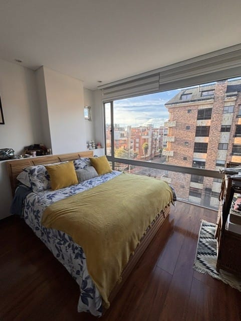 Apartamento de 2 alcobas en arriendo en Chico Norte, Bogotá, 68 m² · foto 7 de 8