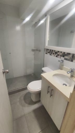 Apartamento de 2 alcobas en arriendo en Los Gomez, Itagüí, 57 m² · foto 2 de 12
