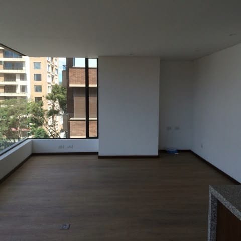 Apartamento de 2 alcobas en arriendo en El Virrey, Bogotá, 86 m² · foto 5 de 8