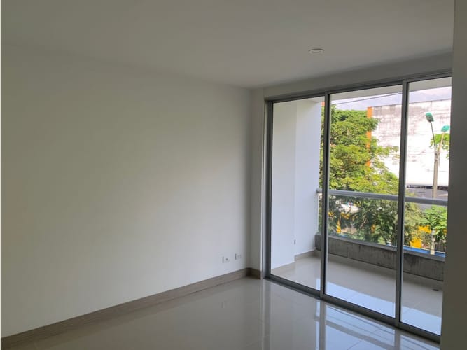 Apartaestudio en venta en El Ingenio, Cali, 70 m² · foto 3 de 16