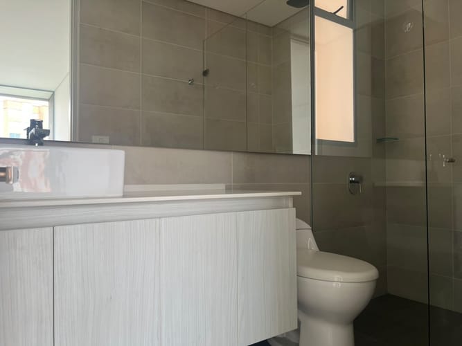 Apartamento de 3 alcobas en arriendo en Quebrada Clara, Envigado, 105 m² · foto 14 de 16